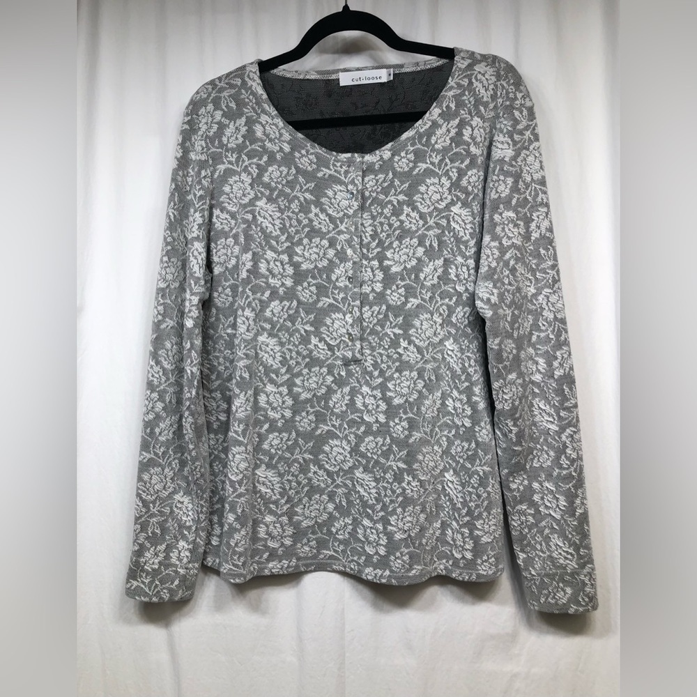 Cut Loose Gray White Floral Pattern Half Button Shirt Long Sleeve Top Medium